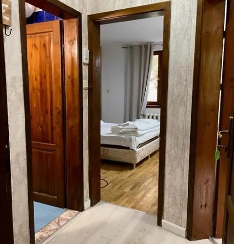 Apart Zefira 2 Rooms